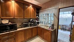 Mayflower Gardens (D20), Terrace #564994391